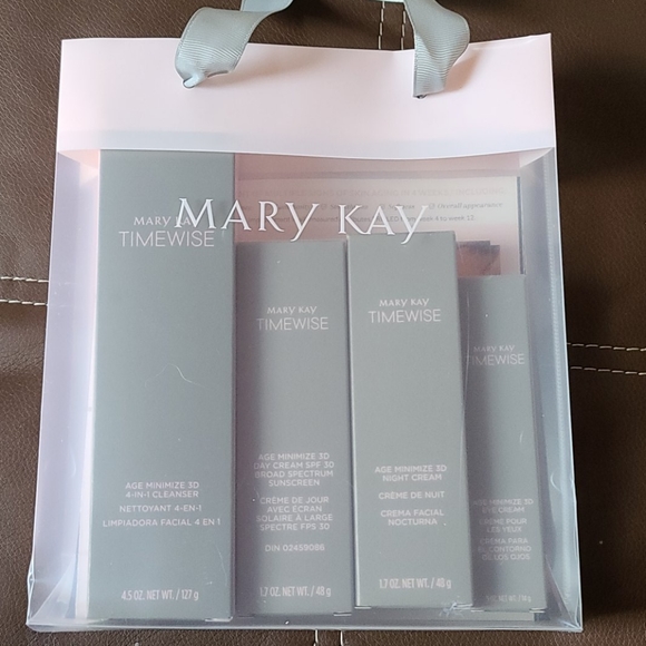 Mary Kay Other - Mary Kay Timewise Age Minimizing Set